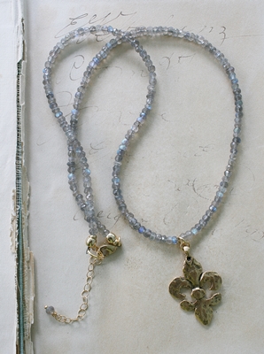 The Fleur de Lis Necklace