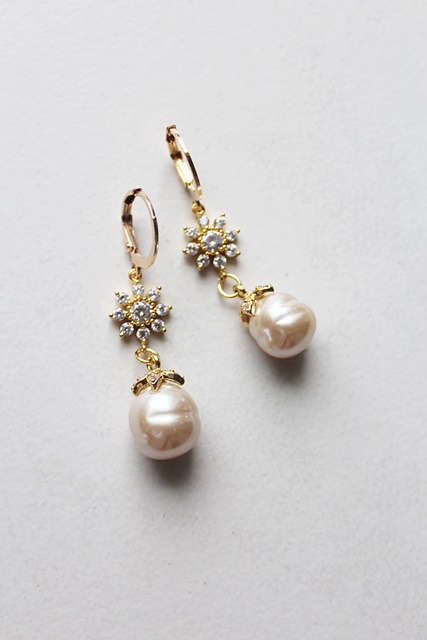 Vintage Glass Pearls and CZ Earrings - The Mallory Earrings