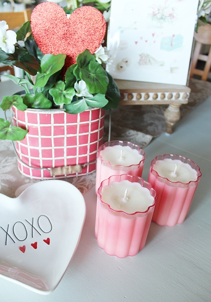 February Candle of the Month - The Amore Candle