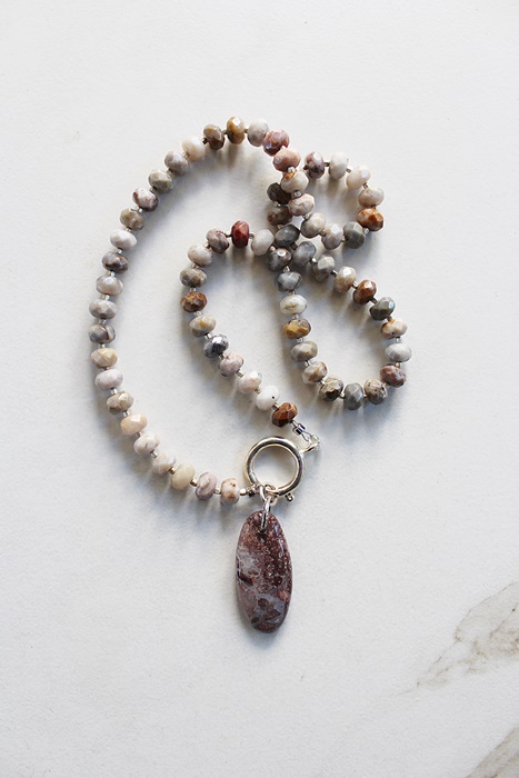 Gobi Agate Pendant Necklace - The Autumn Necklace