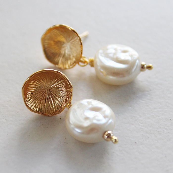 Vintage Glass Pearl Gold Post Earrings - The Gemma Earrings