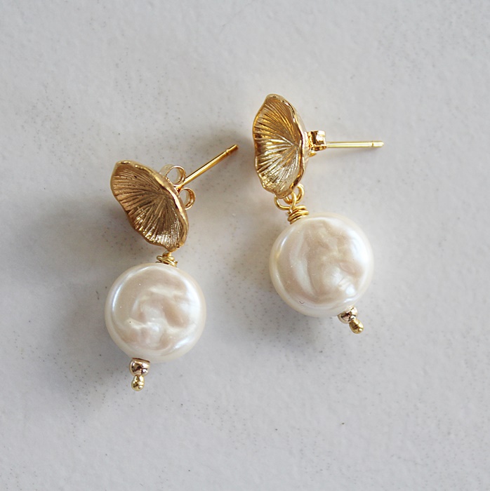 Vintage Glass Pearl Gold Post Earrings - The Gemma Earrings