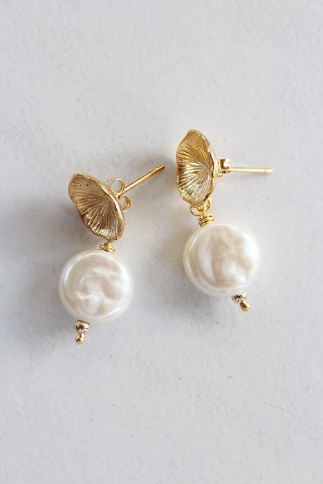 Vintage Glass Pearl Gold Post Earrings - The Gemma Earrings