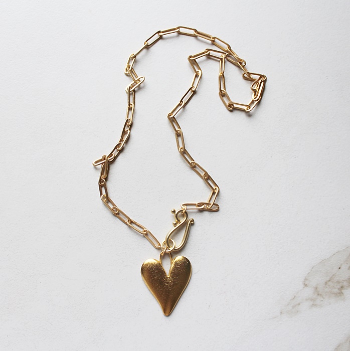 Matte Gold Heart on Paperclip Chain - The Coeur Necklace