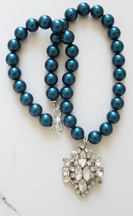 OOAK - Peacock Blue Swarovski Glass Pearls & Vintage Brooch Necklace - The Une Fete Necklace